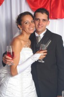 /album/casamento2/junior-e-larissa-2-jpg/